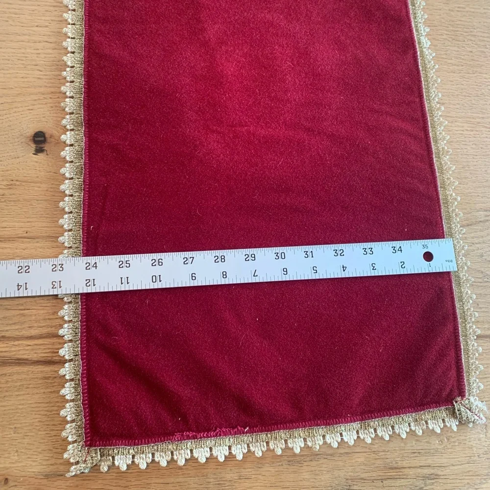 Vintage‎ Victorian Table Runner Embroidered Floral Pinks Ivory Red Backing